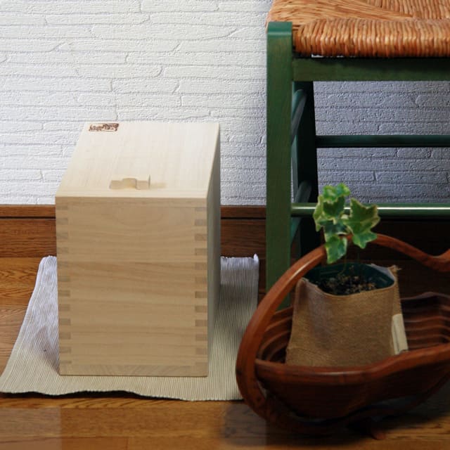 桐米びつ10kg(生地仕上げ)